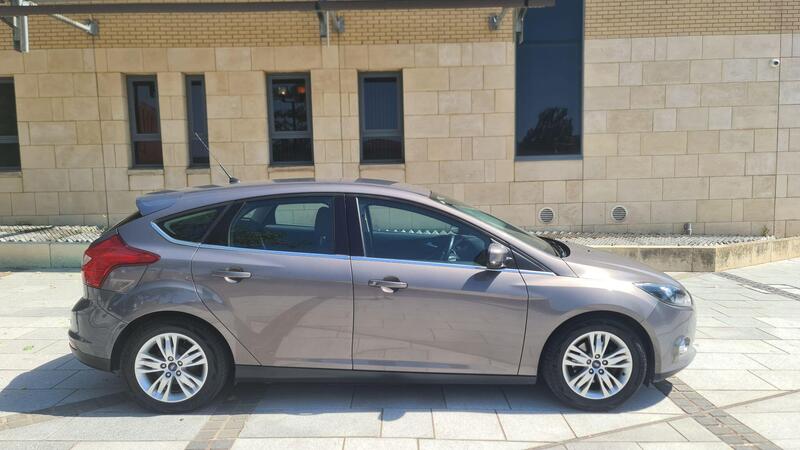 Ford Focus view 7