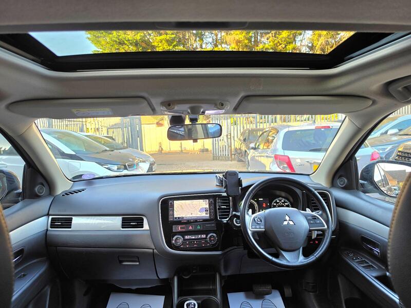 Mitsubishi Outlander 2.0h 12kWh GX4h CVT 4WD Euro 5 (s/s) 5dr thumbnail 29