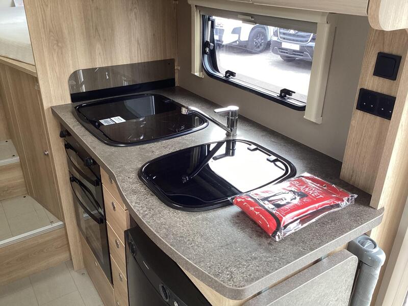 Elddis Autoquest 194 — image 17