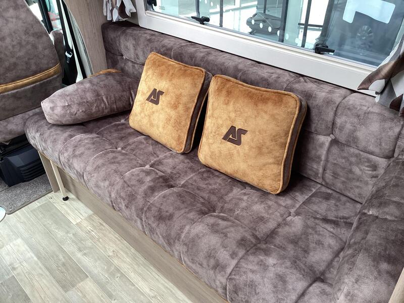 Auto-Sleepers Broadway EK TB LP — image 30
