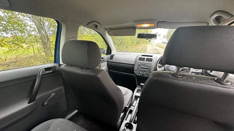2004 Volkswagen Polo — photo 8