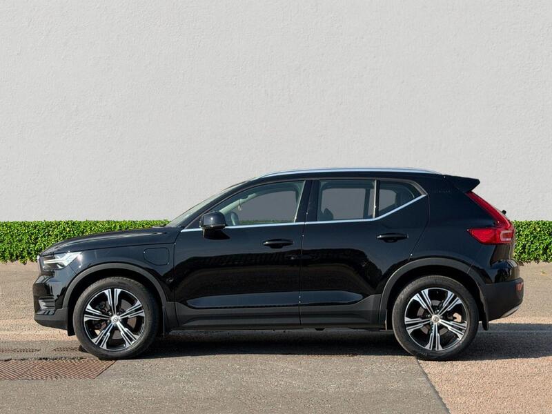 Volvo XC40 view 4