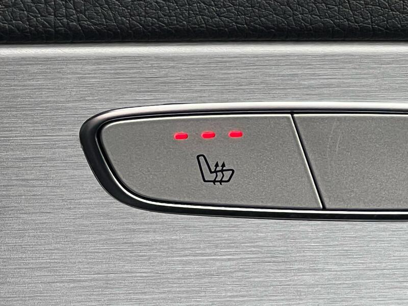 Mercedes-Benz C Class view 6