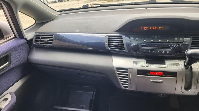 2008 Honda FR-V — photo 20