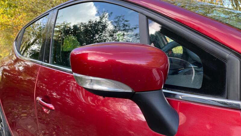 2019 Renault Clio — photo 18