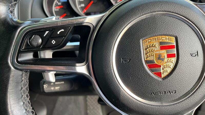 2015 Porsche Cayenne — photo 38