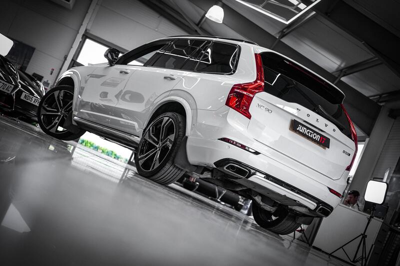 Volvo XC90 view 6