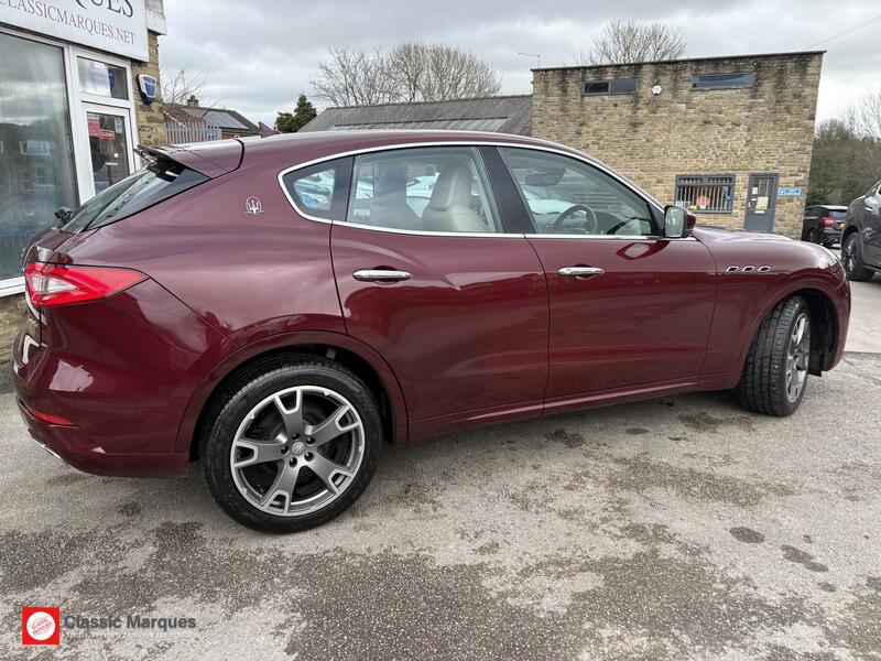 Maserati Levante view 3
