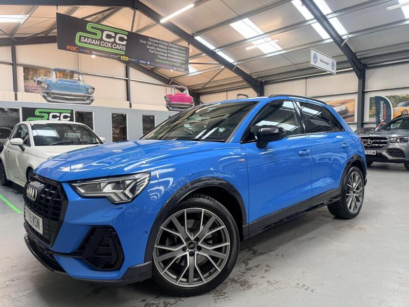 Audi Audi Q3 view 7
