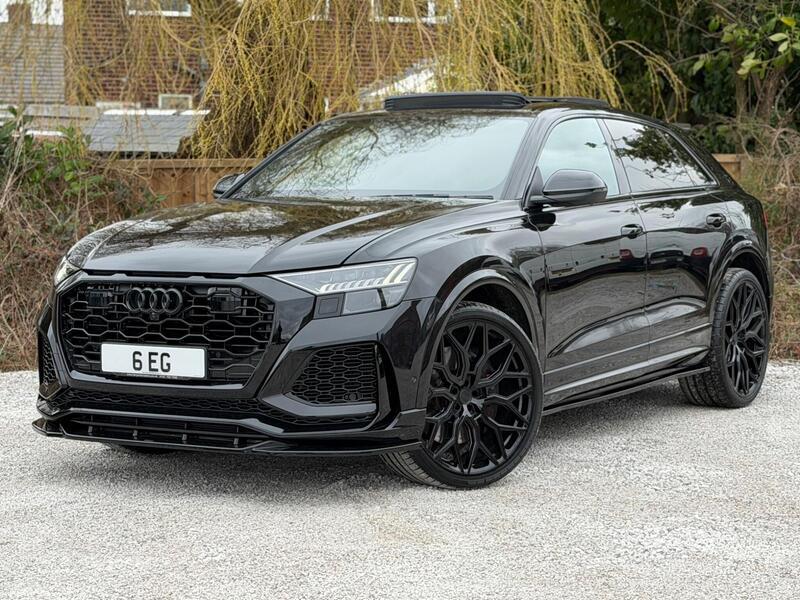 Audi Audi RSQ8 view 5
