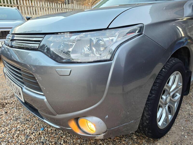 Mitsubishi Outlander 2.0h 12kWh GX4h CVT 4WD Euro 5 (s/s) 5dr thumbnail 11