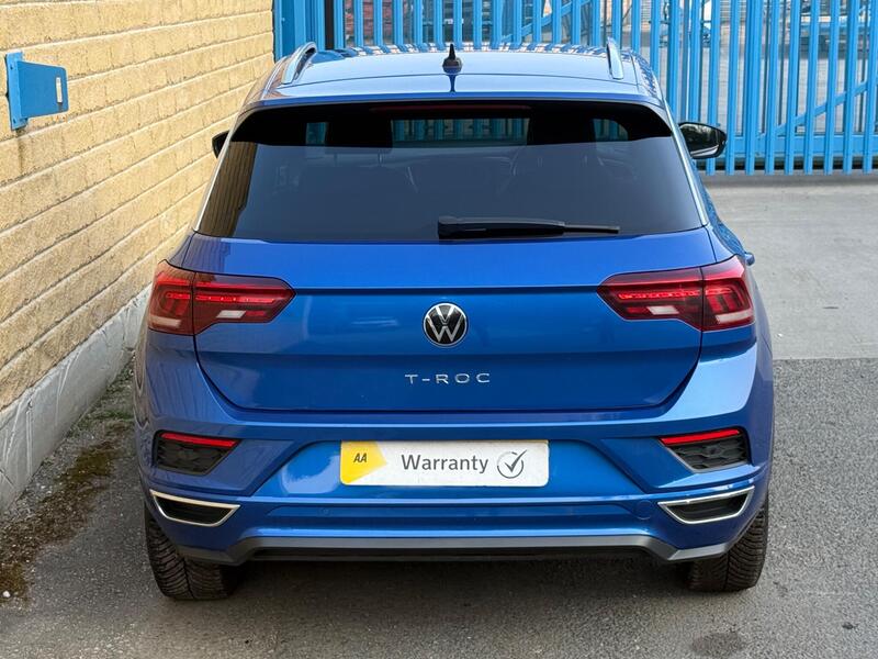 Volkswagen T-Roc view 4