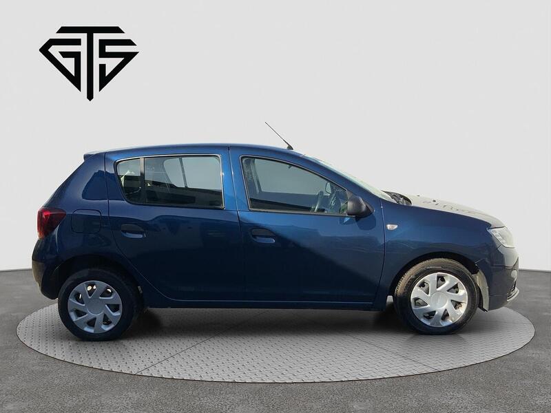 Dacia Sandero view 2