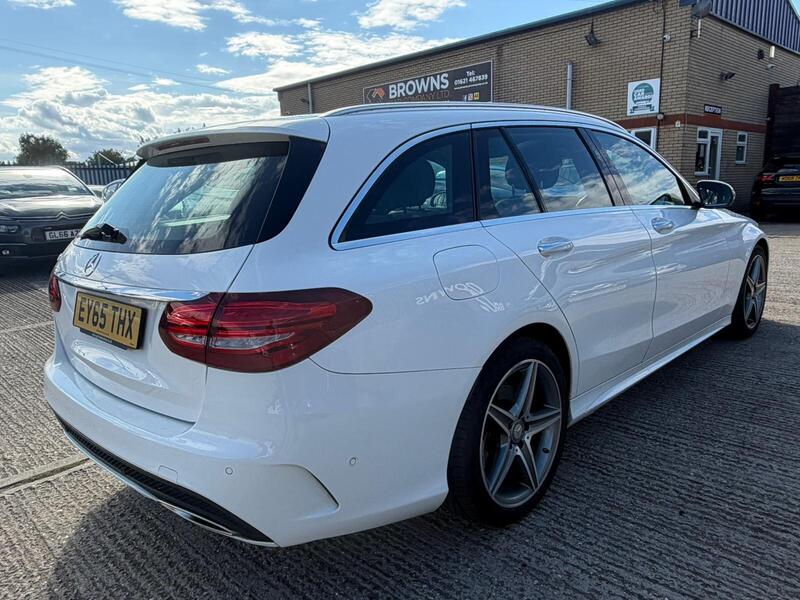 Mercedes-Benz C Class view 3