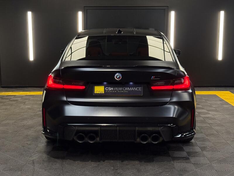 BMW M3 view 4