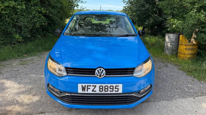 2015 Volkswagen Polo — photo 2