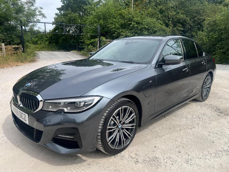 BMW 3 Series view 3