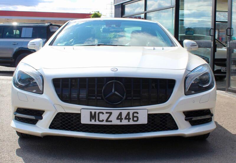 Mercedes-Benz SL view 2