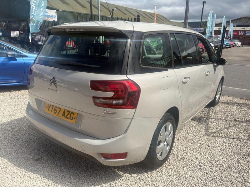 Citroen Grand C4 Picasso view 6