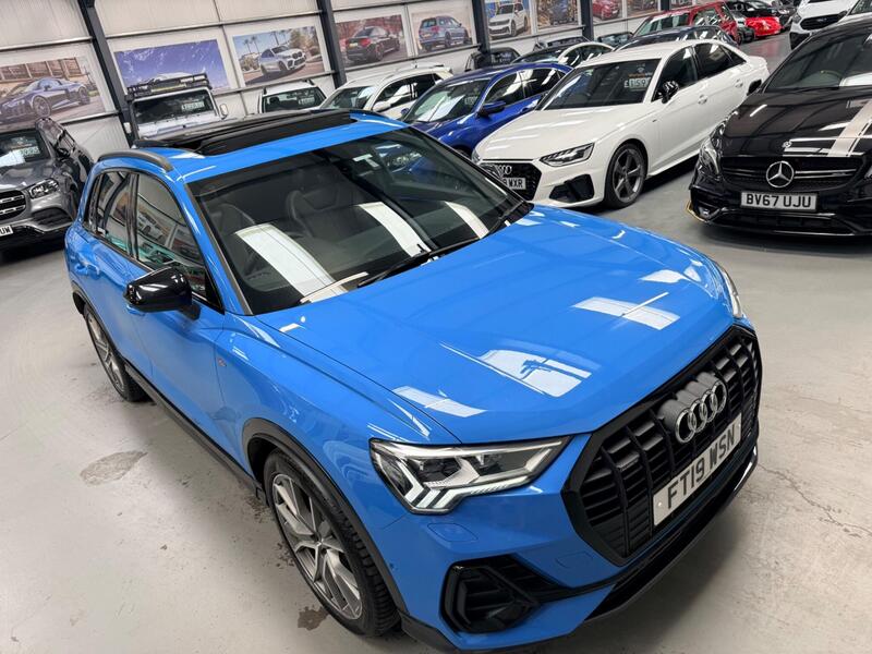 Audi Audi Q3 view 2