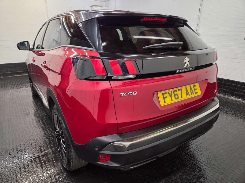 Peugeot 3008 view 4