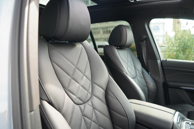 BMW X5 view 3