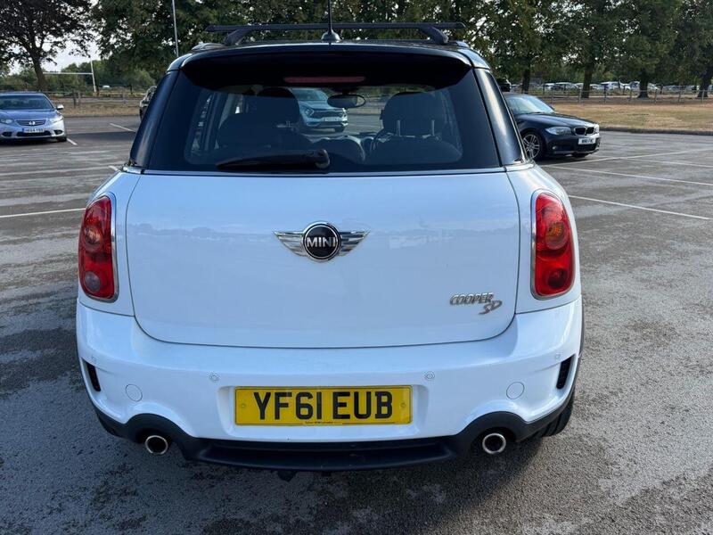 Mini Countryman view 7