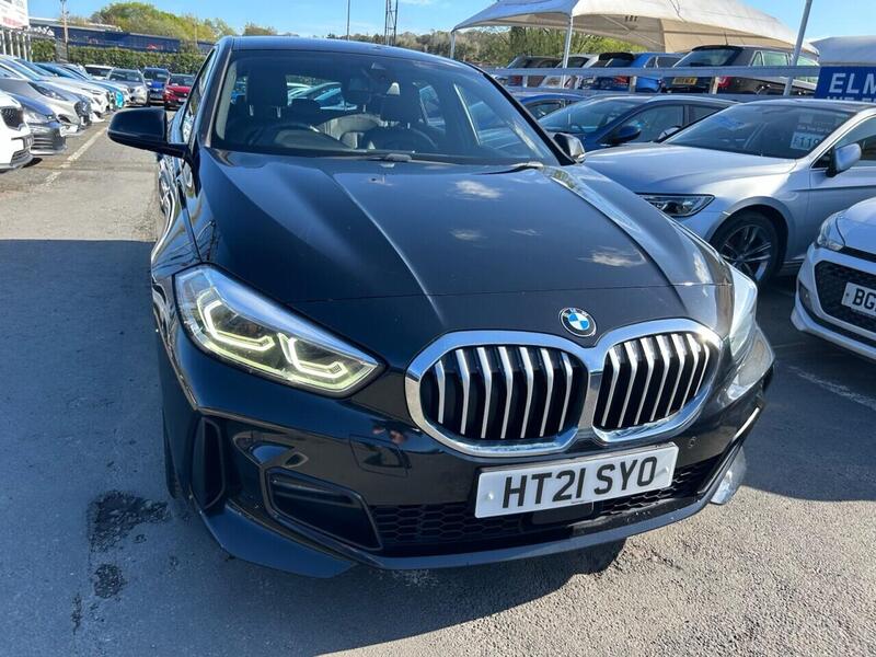 BMW 1 Series view 5