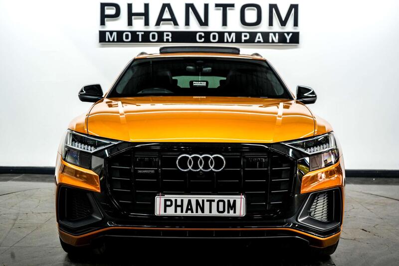 Audi Q8 view 2