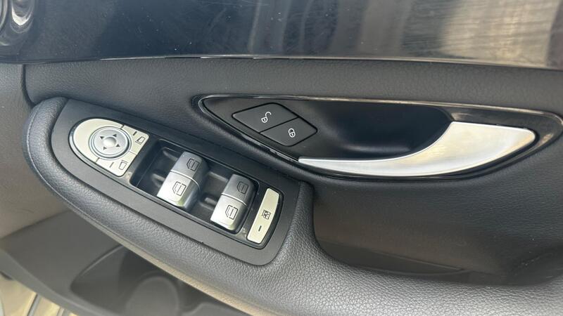 2015 Mercedes-Benz C Class — photo 13