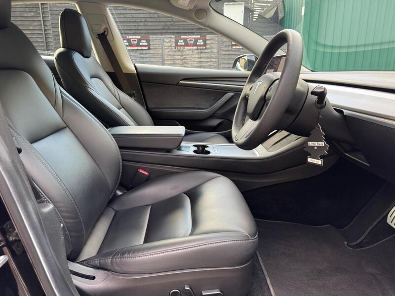 2021 Tesla Model 3 - exterior