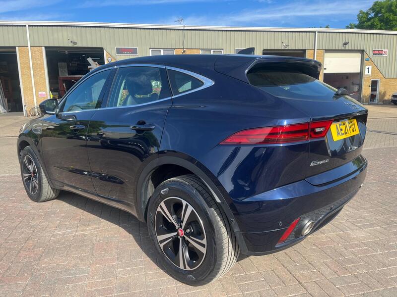 Jaguar E-Pace view 3