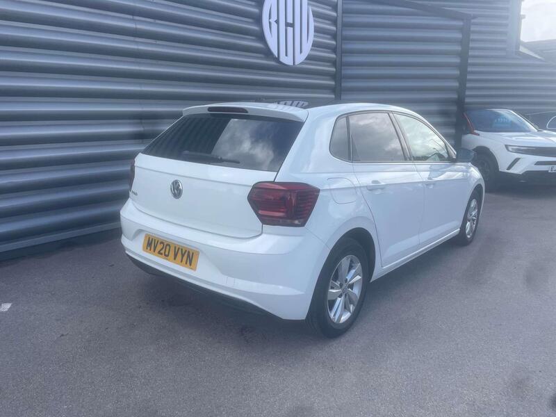 Volkswagen Polo view 3
