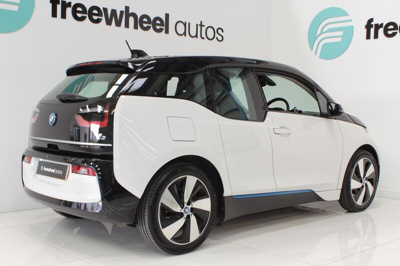 2022 BMW i3 in White — image 27 of 79