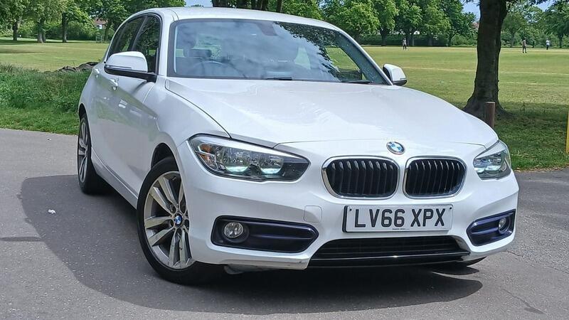 BMW 1 Series view 5