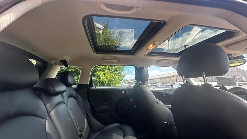 2013 MINI Countryman — photo 13