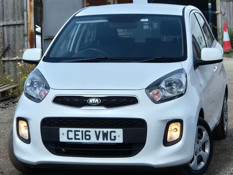 2016 Kia Picanto in White for sale