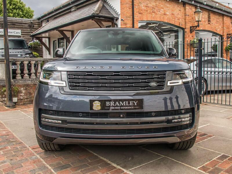 Land Rover Range Rover view 5