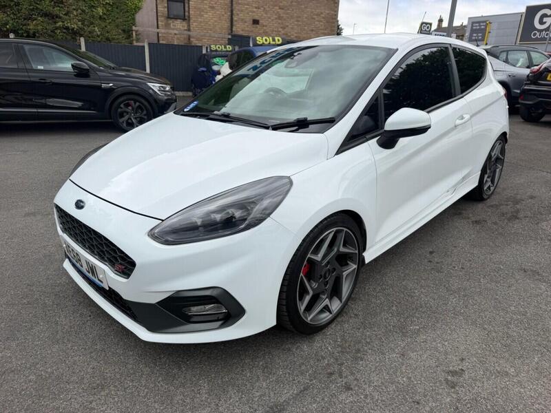 Ford Fiesta view 5