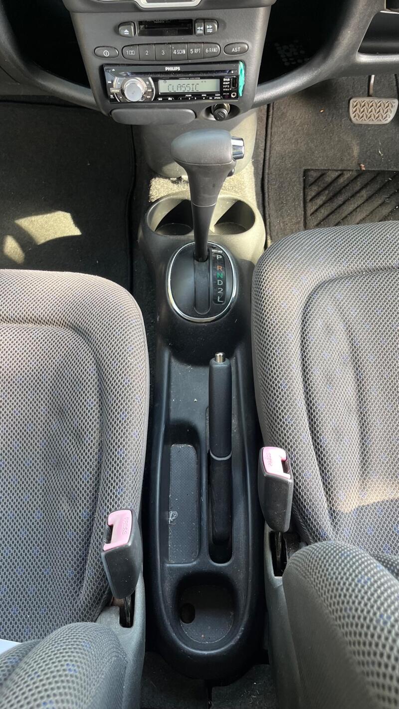 2005 Toyota Yaris Verso — photo 27