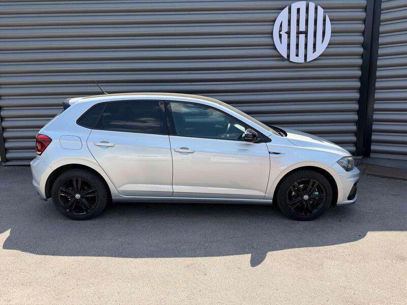 Volkswagen Polo view 2