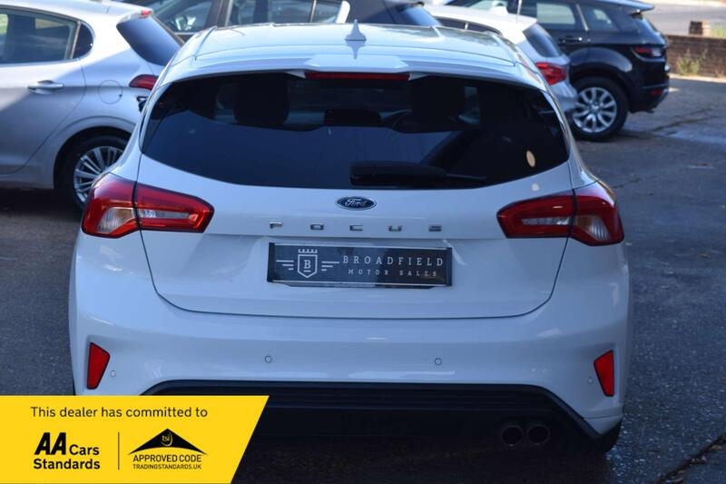 Ford Focus view 4
