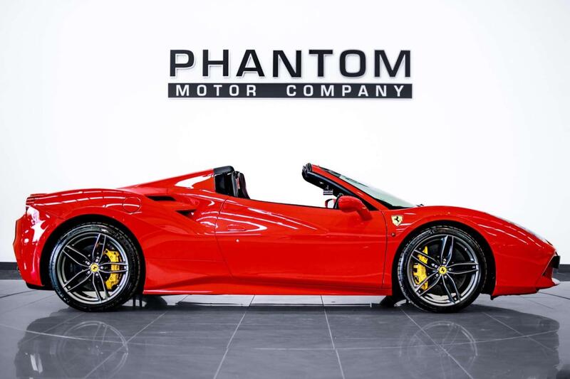 Ferrari 488 view 3
