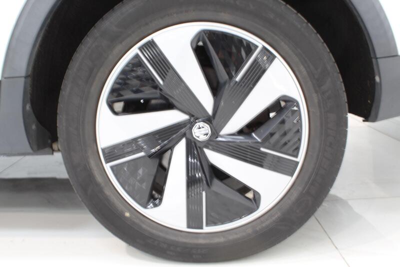 2022 MG MG ZS in White — image 35 of 70