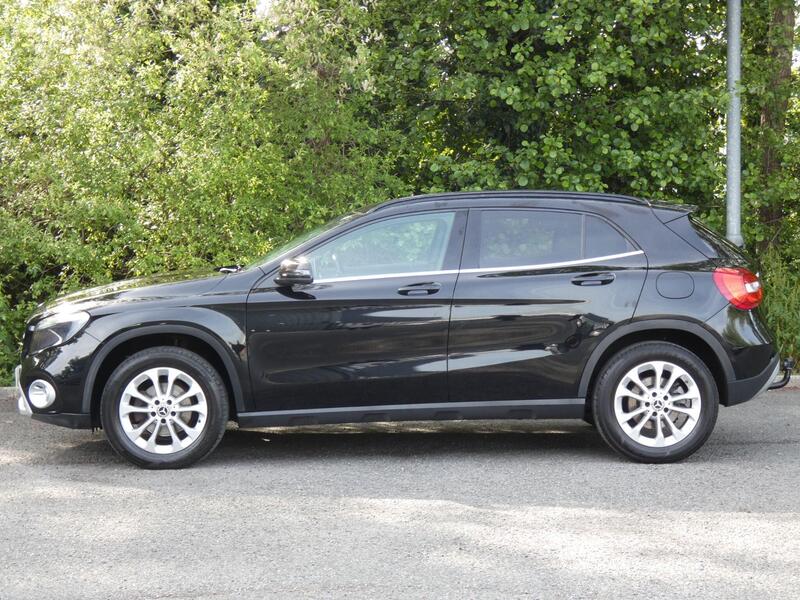 Mercedes-Benz Gla view 6