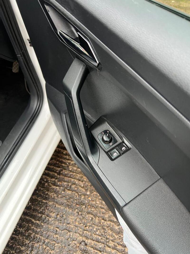 Seat Ibiza view 25
