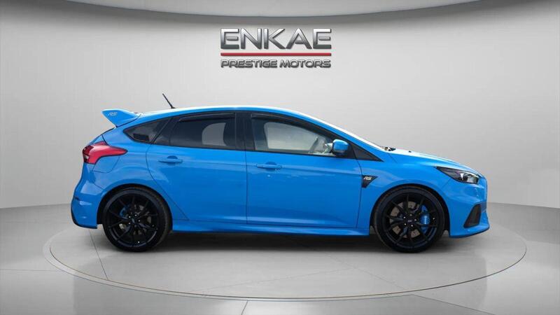 Ford Focus view 3