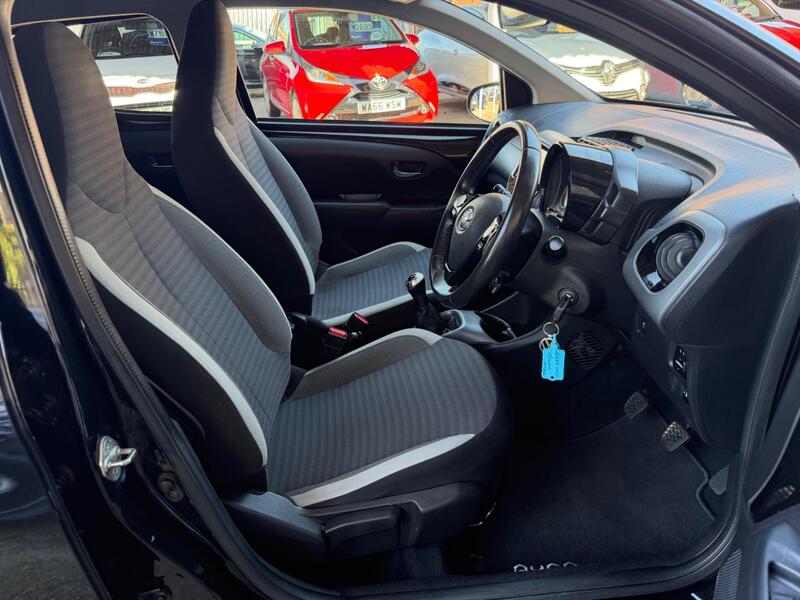 Toyota Aygo view 7