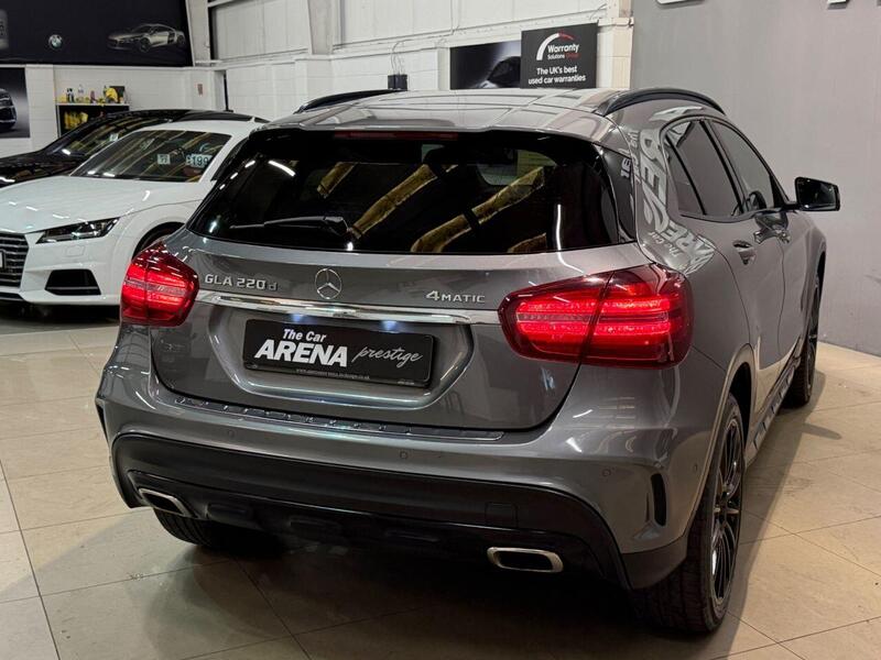 Mercedes-Benz Mercedes-Benz GLA view 7