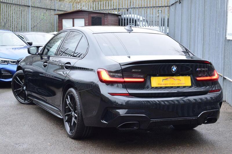 BMW 3 Series view 3